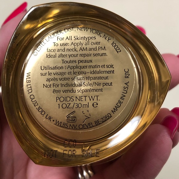 Estée Lauder Revitalizing Supreme - Picture 3 of 3